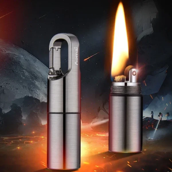 Metal Mini Keychain Kerosene Lighter Outdoor Survival Portable Grinding Wheel Lighter Compact Small Tool